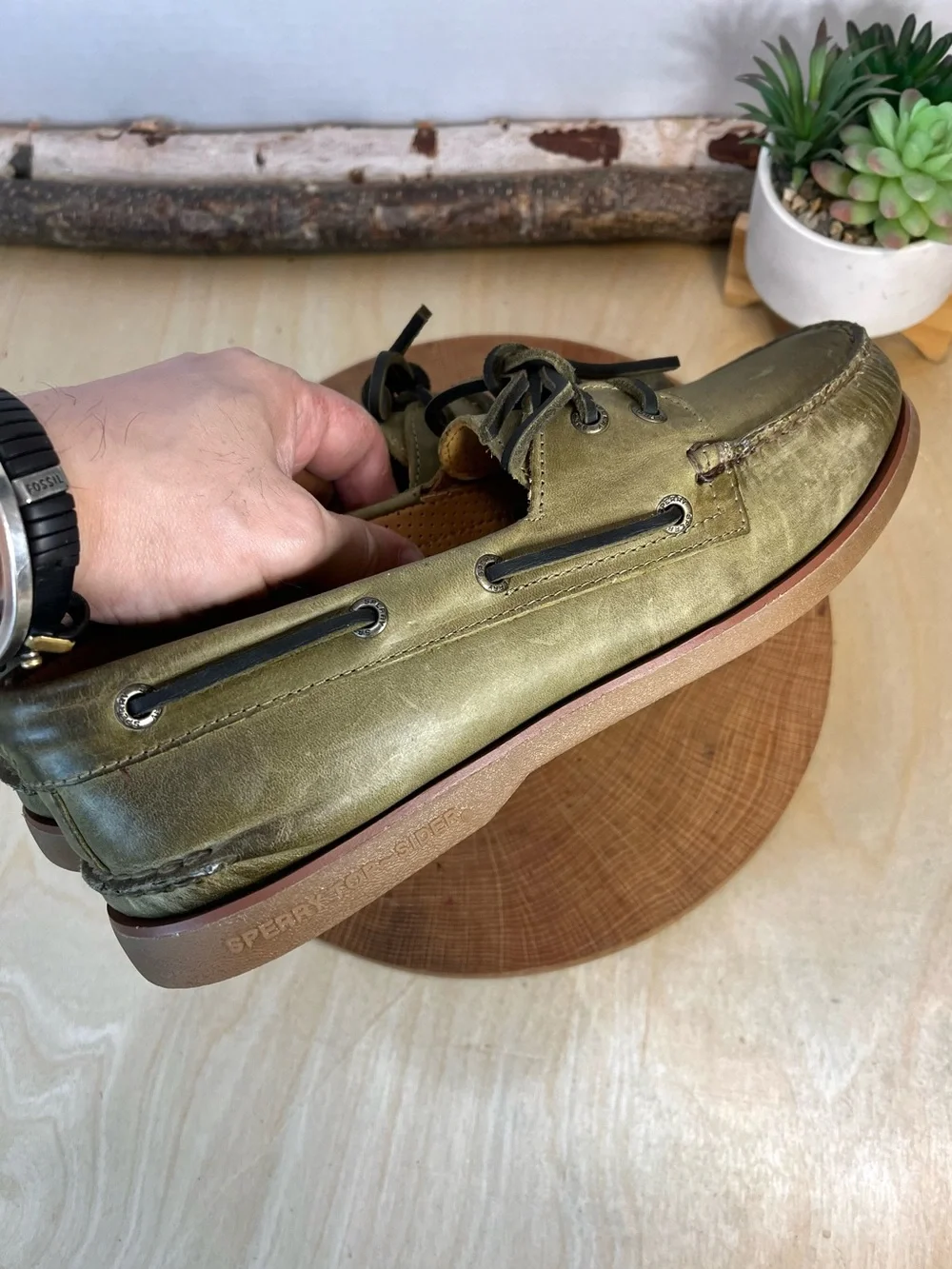NWOT Sperry Gold Cup Burnished Olive Green Leather Boat Shoes Size 10